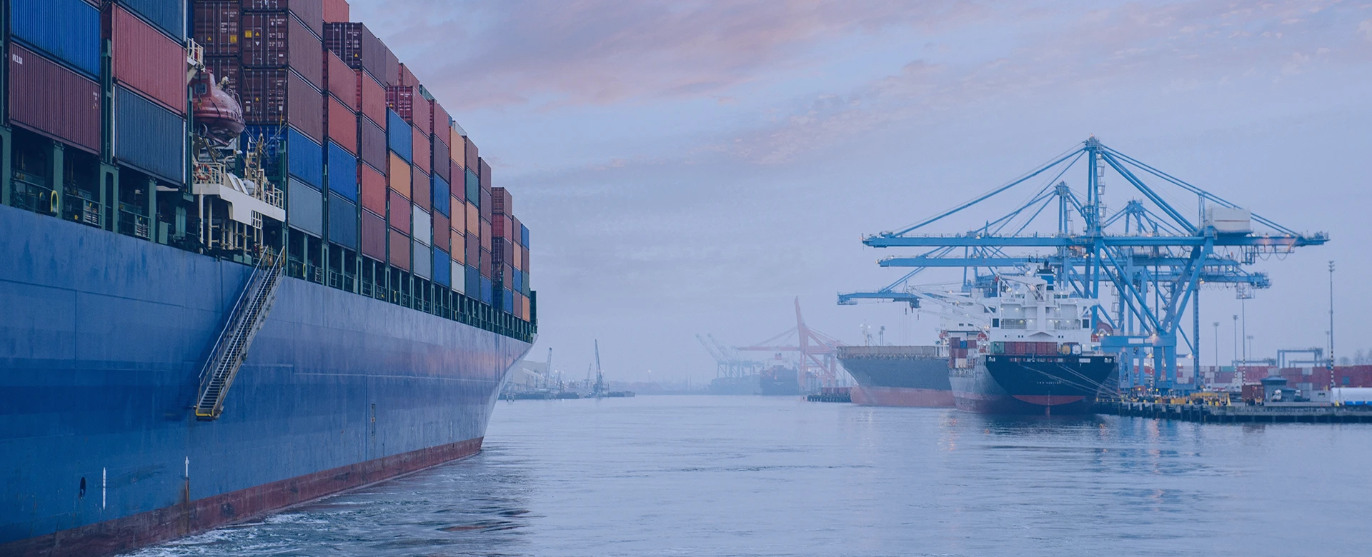 Container ship image